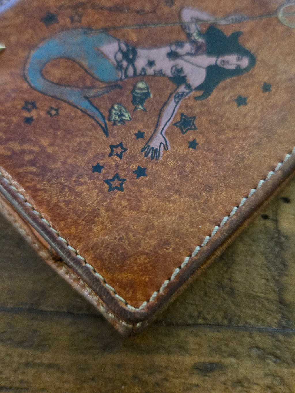 Gucci Wallet Mermaid Tattoo Super Rare Tan Leather Bifold Mens Vintage 2009