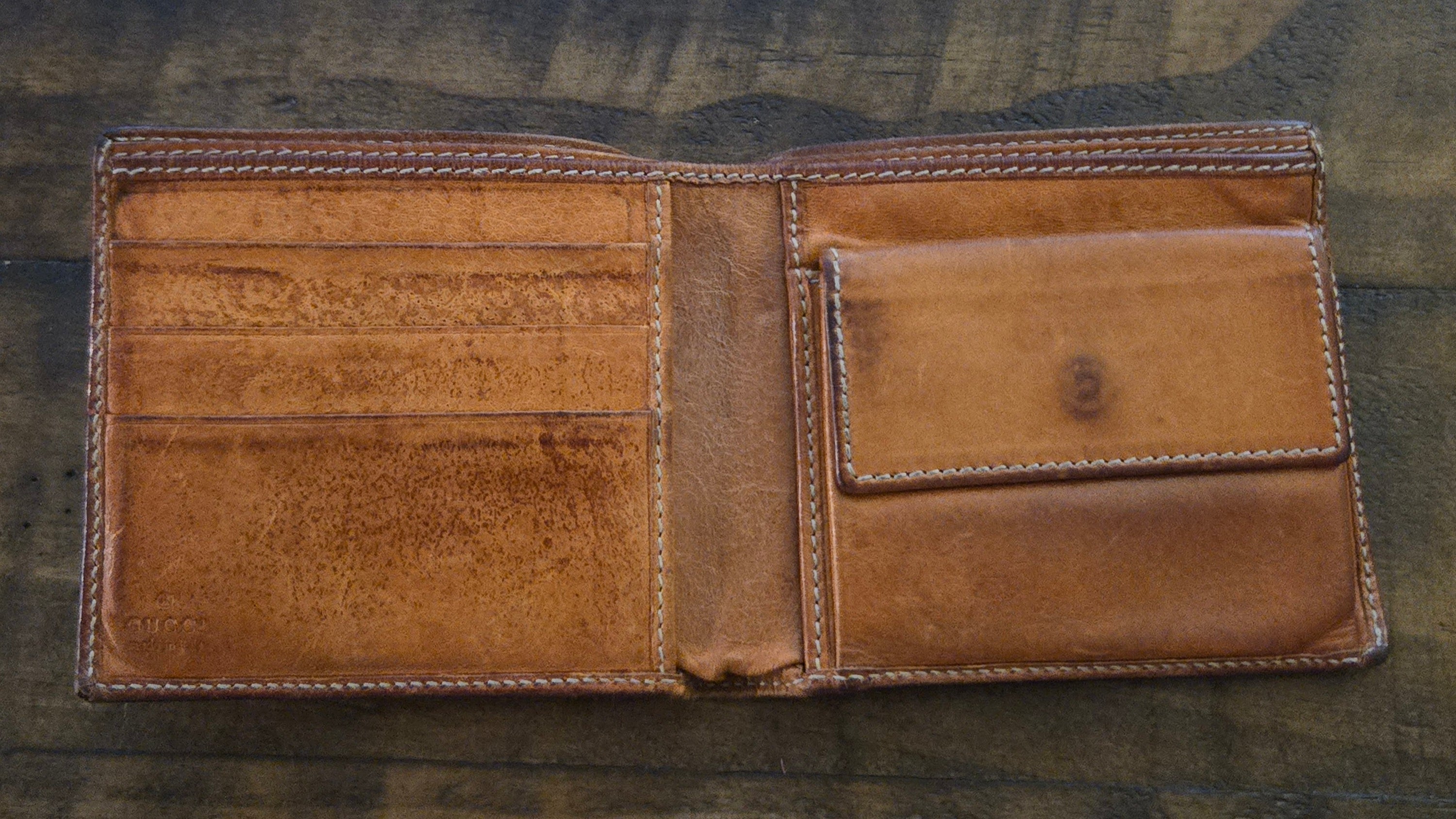 Gucci Wallet Mermaid Tattoo Super Rare Tan Leather Bifold Mens Vintage 2009