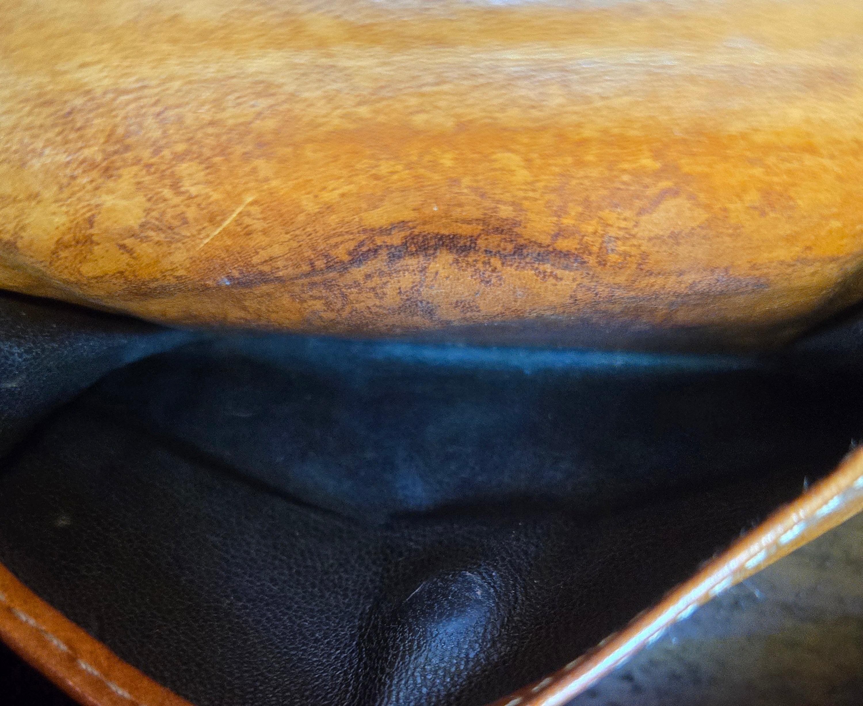 Gucci Wallet Mermaid Tattoo Super Rare Tan Leather Bifold Mens Vintage 2009