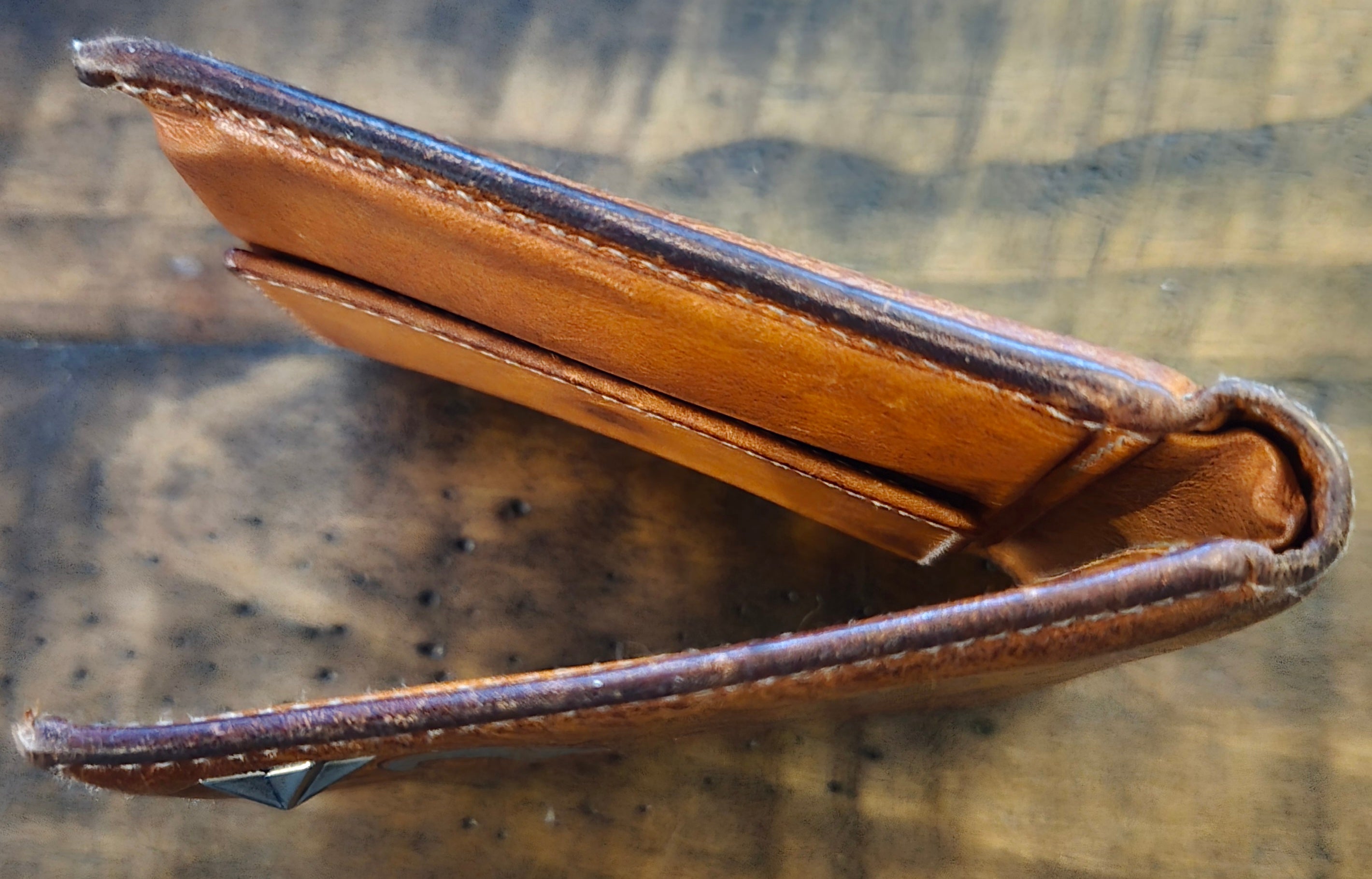 Gucci Wallet Mermaid Tattoo Super Rare Tan Leather Bifold Mens Vintage 2009